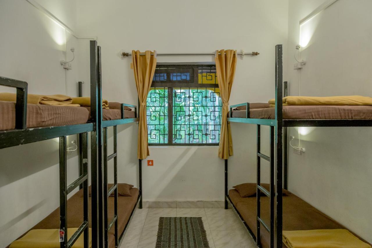 Bunknbrew Hostel Палолем Екстериор снимка