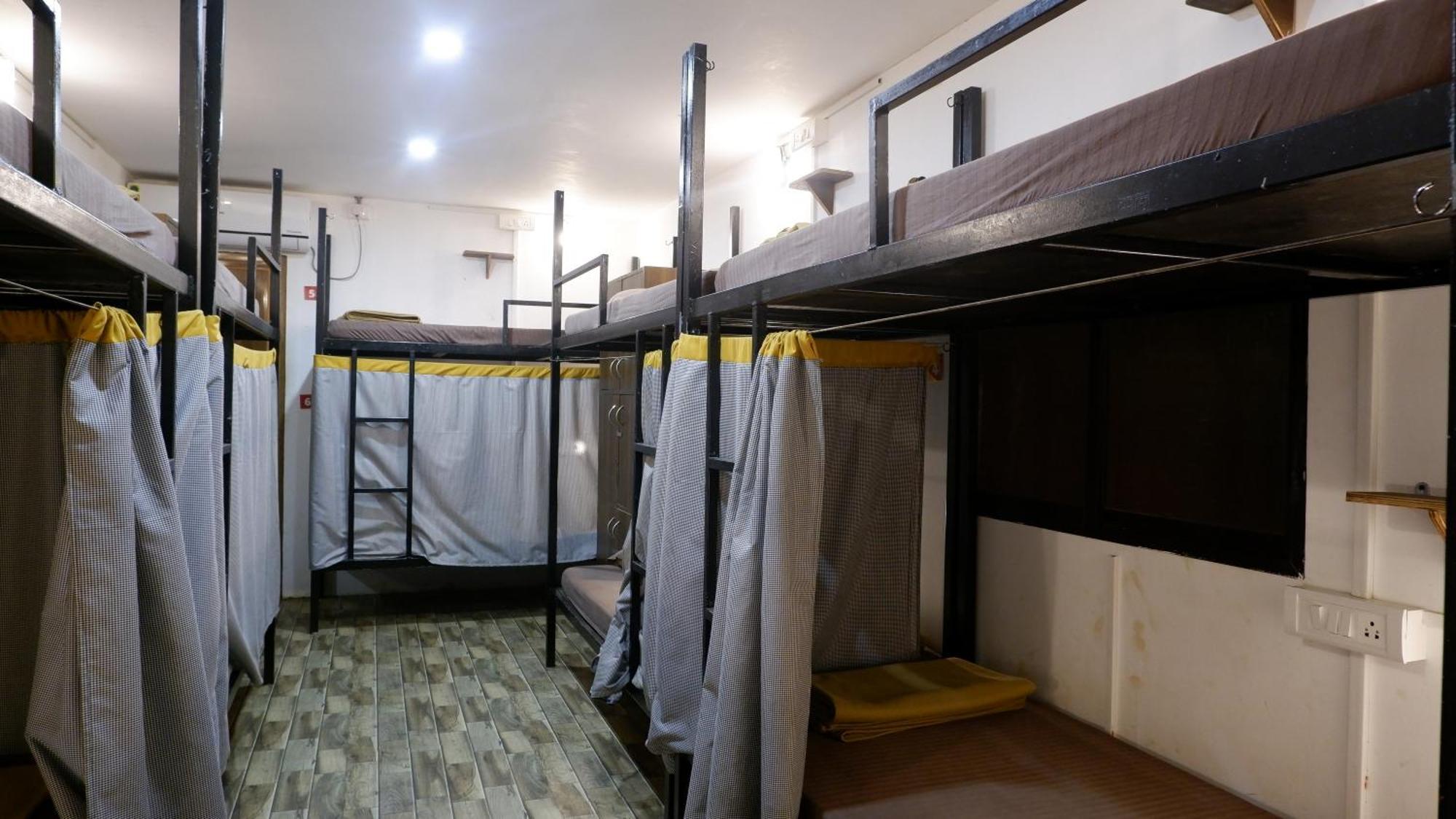 Bunknbrew Hostel Палолем Екстериор снимка
