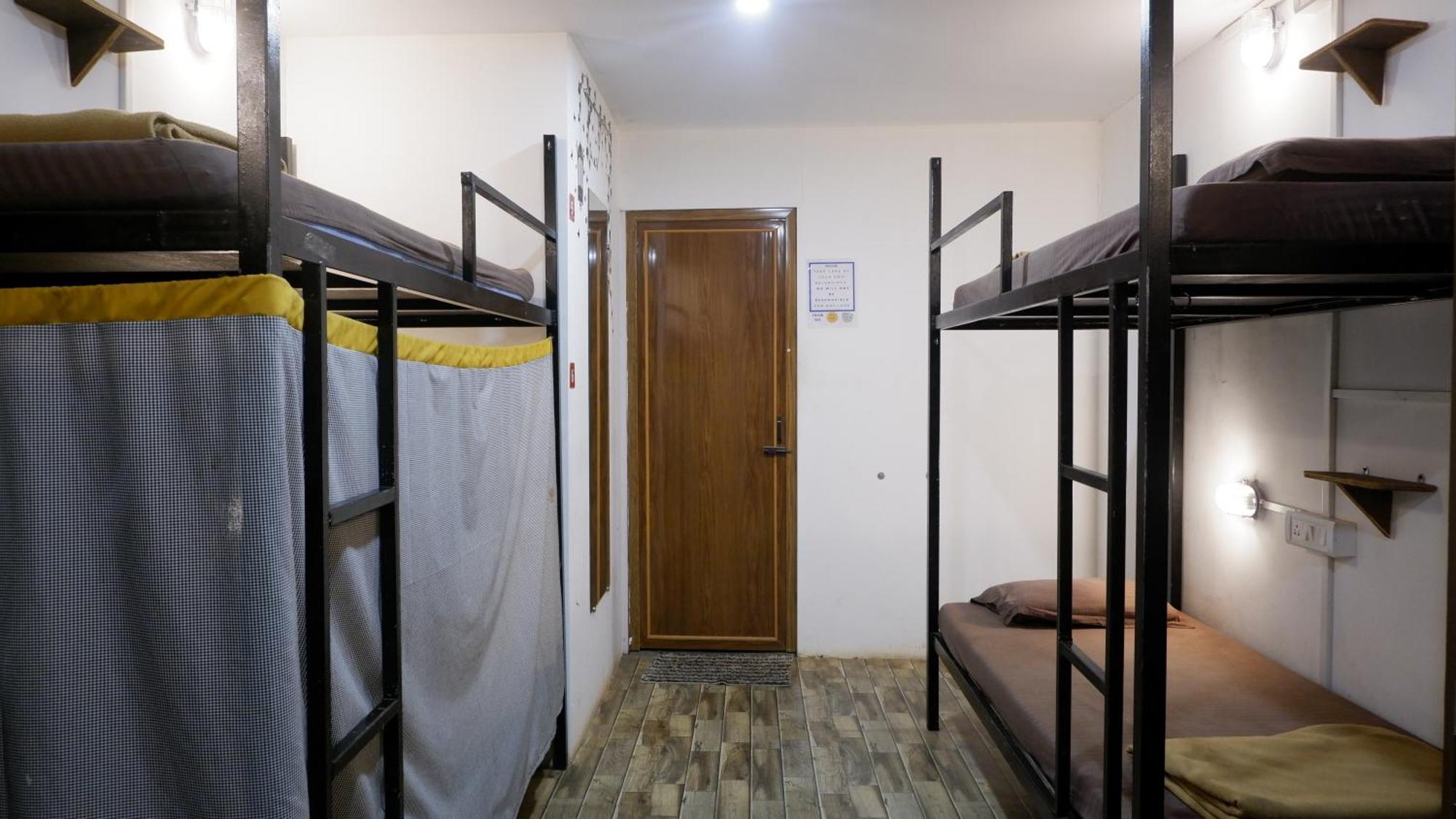 Bunknbrew Hostel Палолем Екстериор снимка